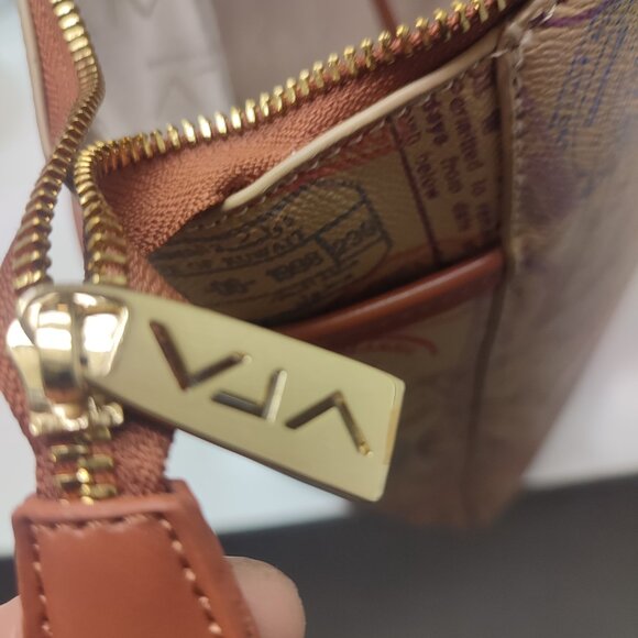 Alviero Martini handbag Passport edition - Picture 7 of 8